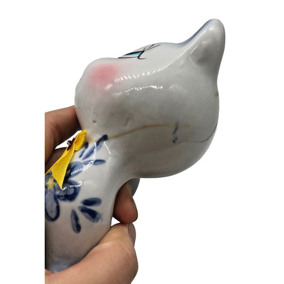 Sweet Vtg Blue Eye Cat Kitten White Figurine Anthropomorphic Mid Century Ceramic - Picture 3 of 7